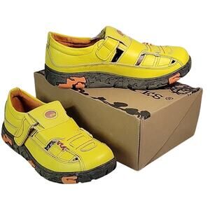 TMA Eyes Hand Stitched Leather Shoes Yellow Womens Size 8.5 NEW